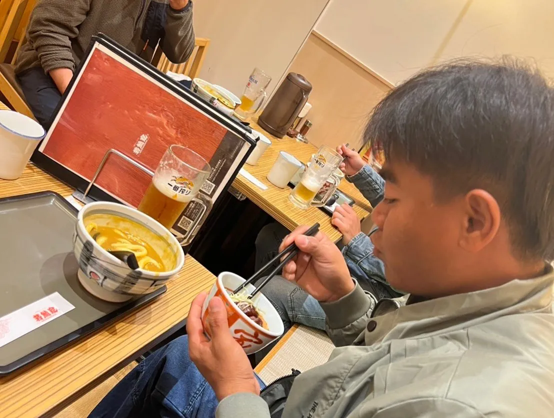 実習生のビアスナ君がカンボジアに帰国したのでセントレアまで見...