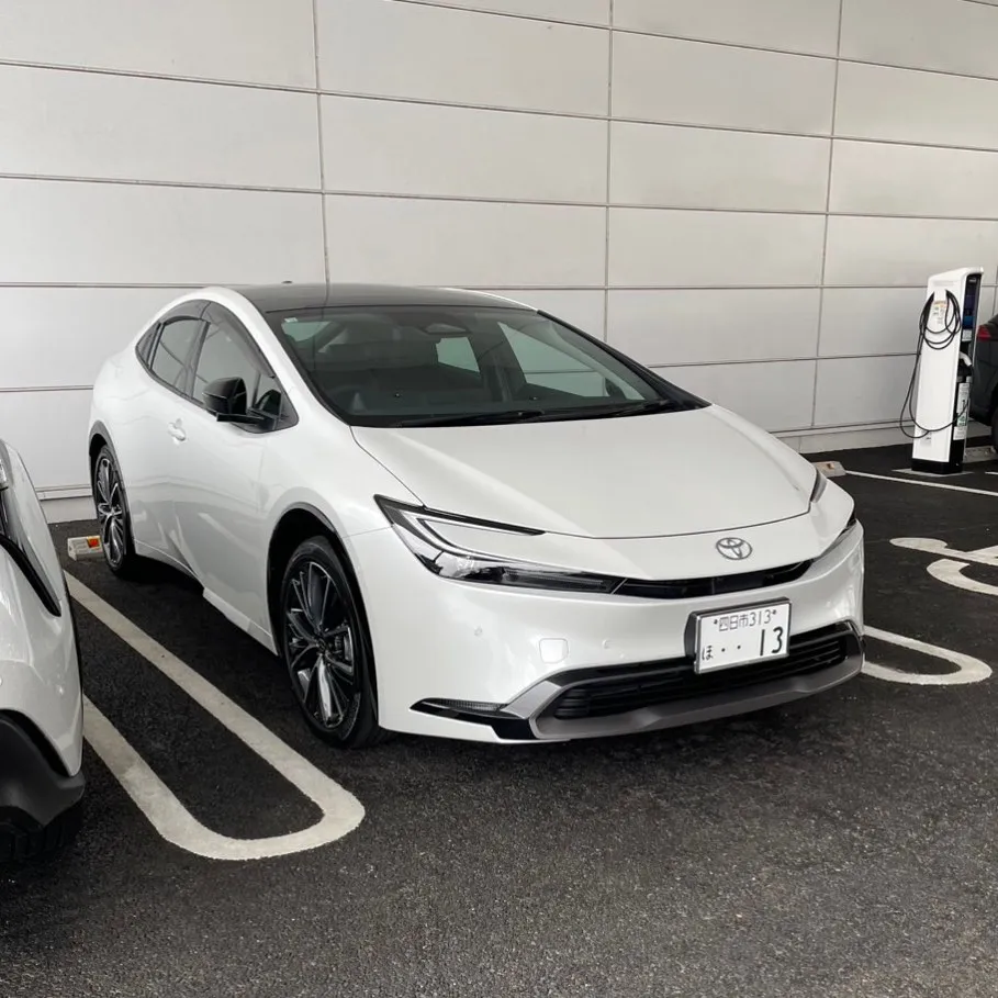 お疲れ様です🙇弊社専務の車両がやっと納車されました‼️